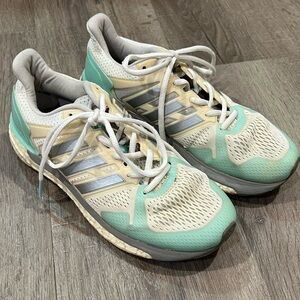 Women’s Adidas 6.5 Boost Cloudfoam Racer Mesh Running Athletic Walking Shoe